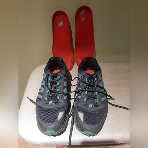 Women's North Face hiking shoes